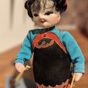 Vintage handsewn Chinese doll (5 inches tall)